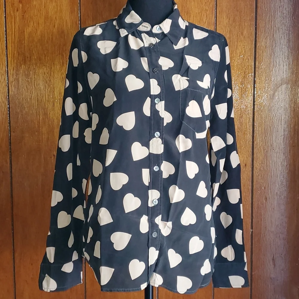 Equipment Silk top with pink hearts Woman's Size S - Picture 2 of 11